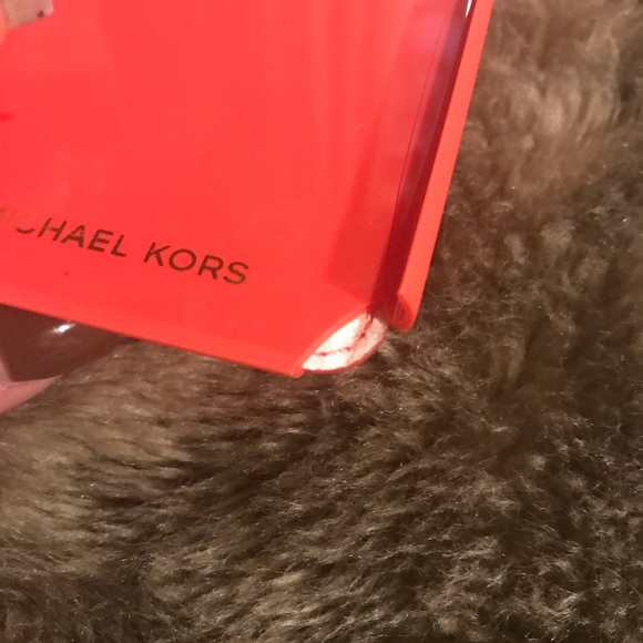 Bright coral iPhone 6plus phone case - Picture 3 of 4